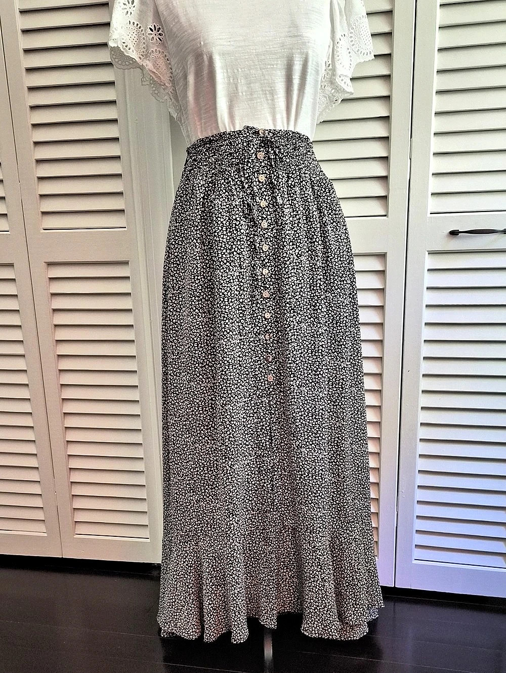 Promesa Animal Print Maxi Skirt Size Medium Like New